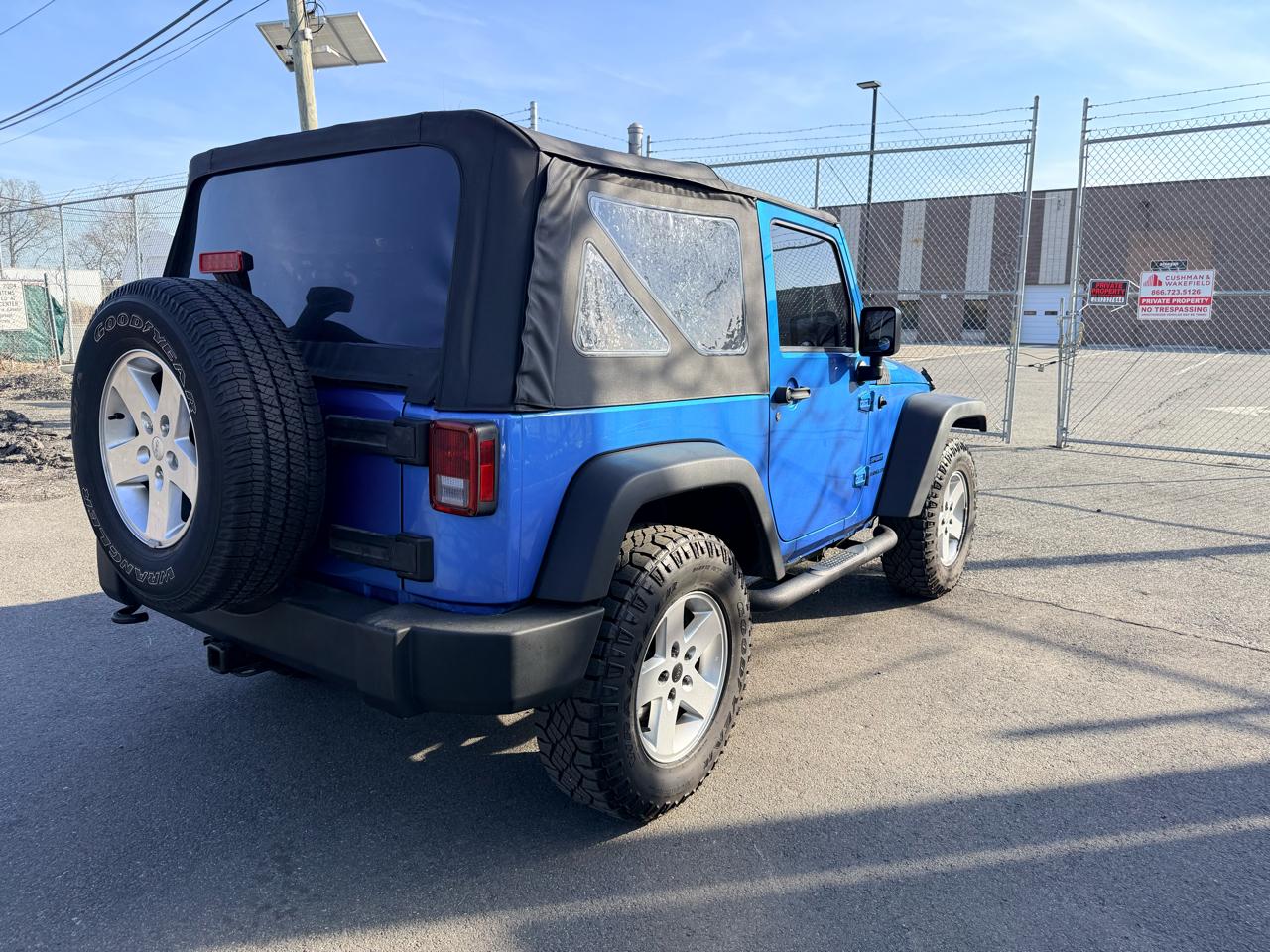 Jeep Wrangler 4WD 2dr Sport 2015
