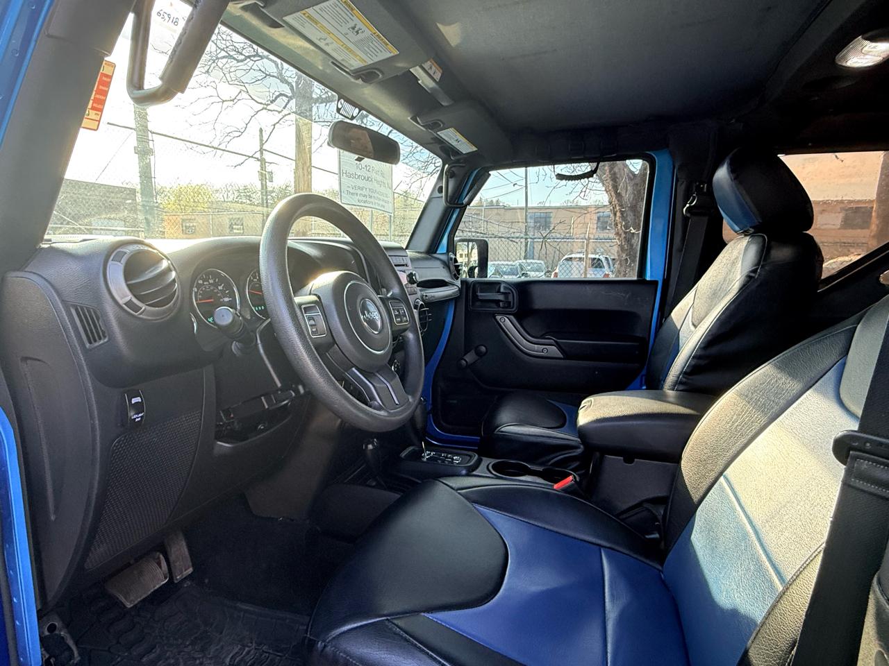 Jeep Wrangler 4WD 2dr Sport 2015