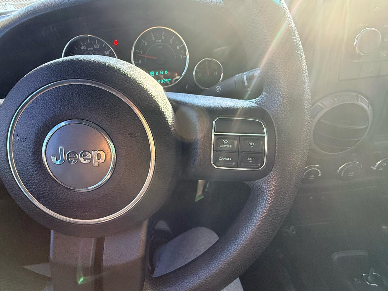 Jeep Wrangler 4WD 2dr Sport 2015