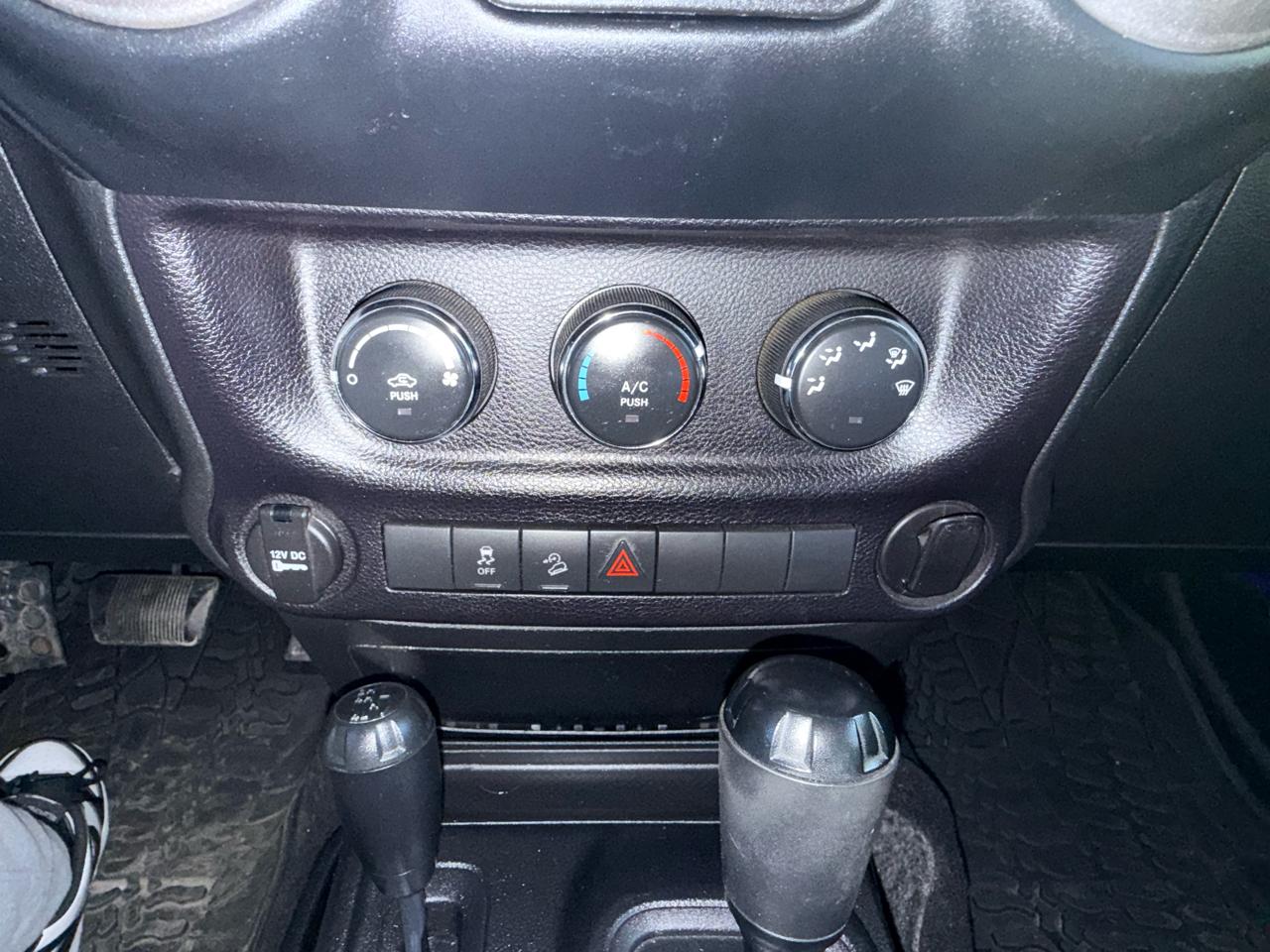 Jeep Wrangler 4WD 2dr Sport 2015