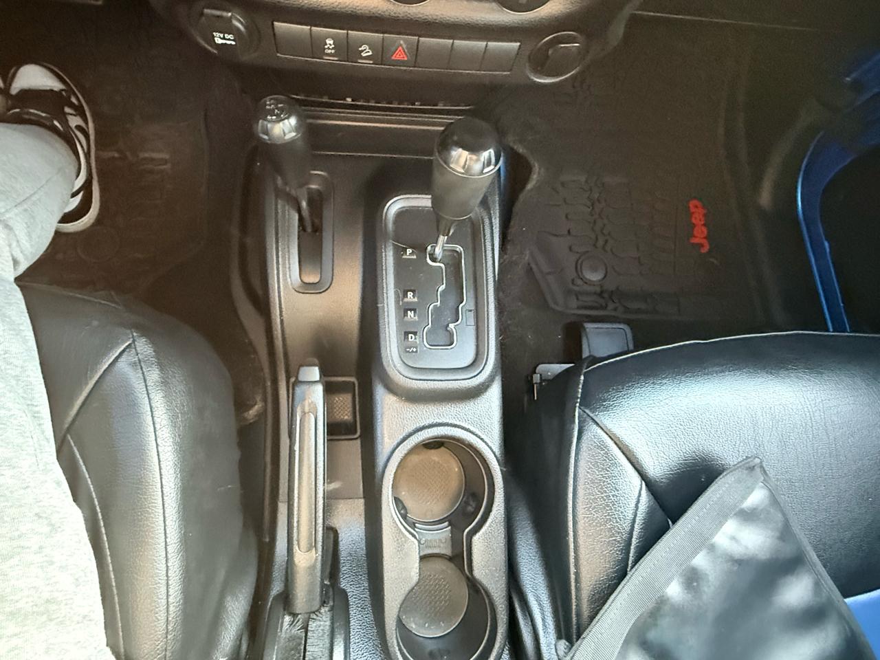 Jeep Wrangler 4WD 2dr Sport 2015