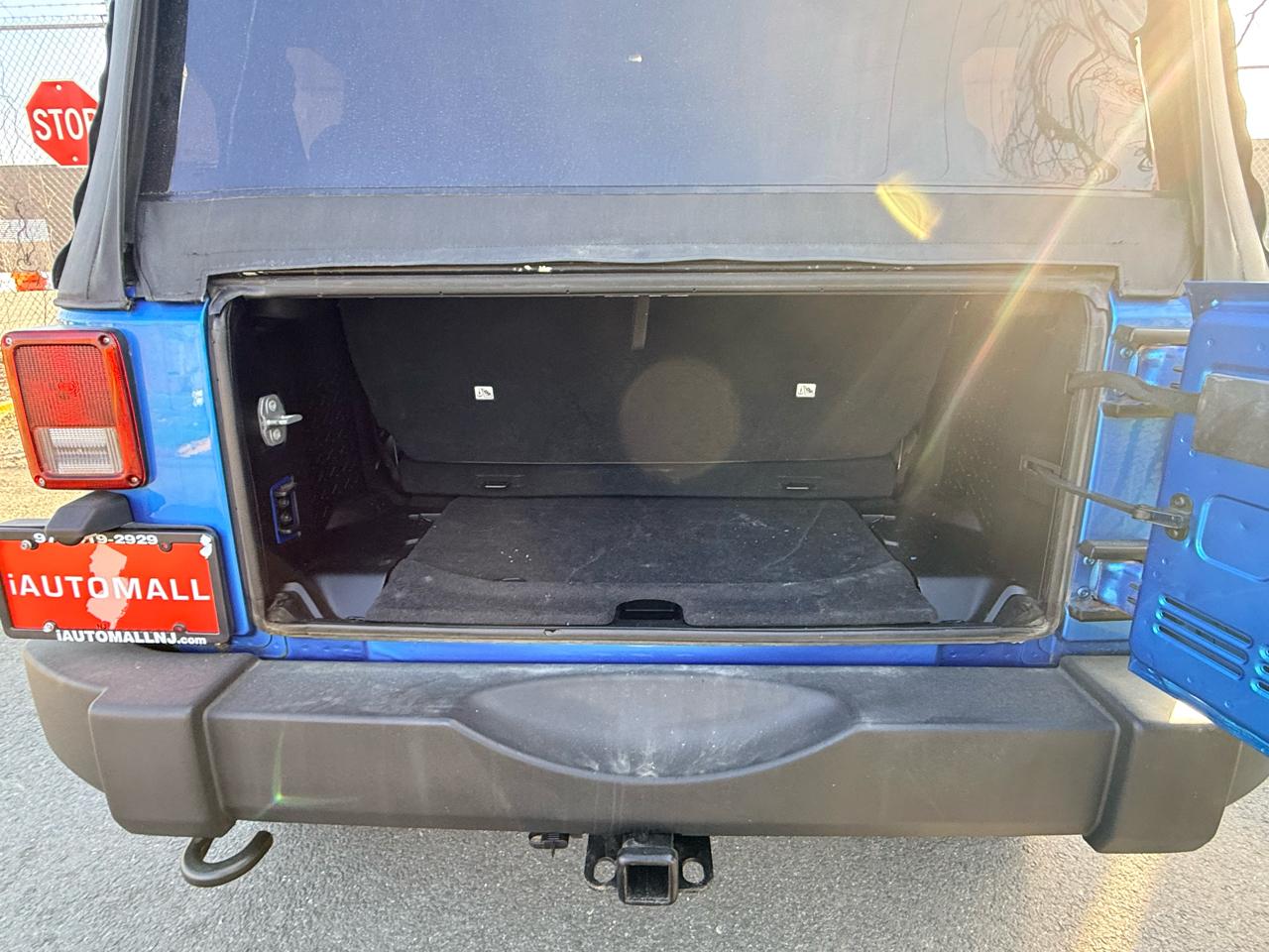 Jeep Wrangler 4WD 2dr Sport 2015