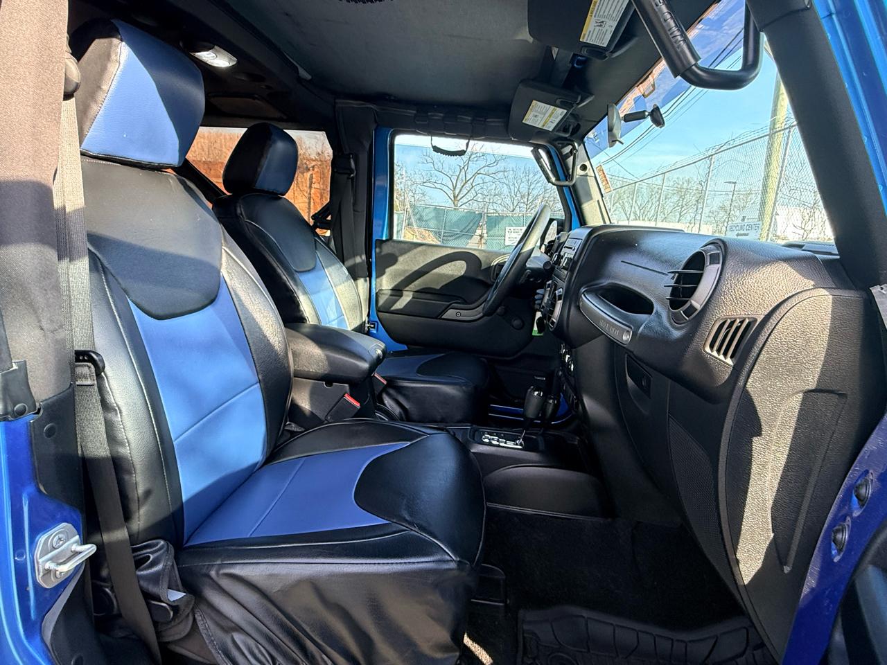 Jeep Wrangler 4WD 2dr Sport 2015