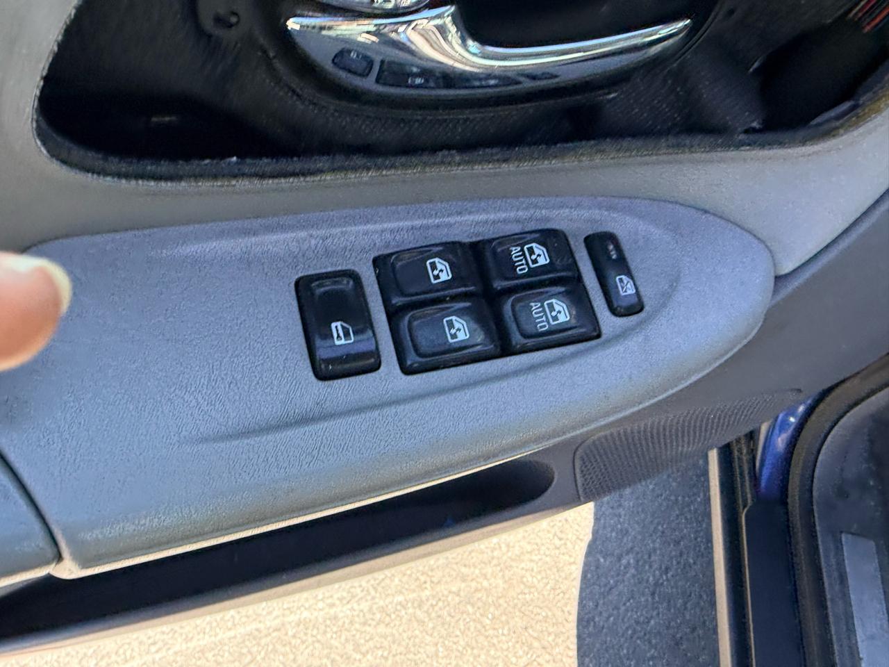 Chevrolet TrailBlazer 4dr 4WD LS 2005