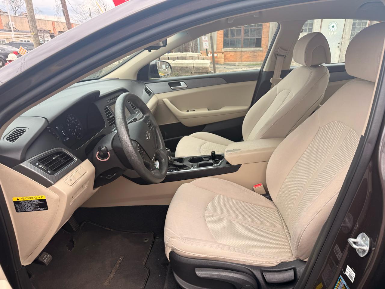 Hyundai Sonata 4dr Sdn 2.4L SE PZEV 2016