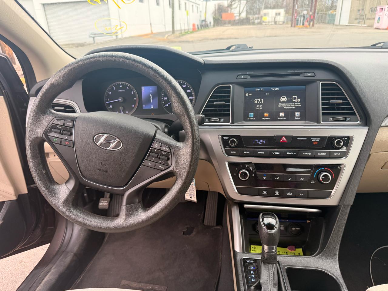Hyundai Sonata 4dr Sdn 2.4L SE PZEV 2016