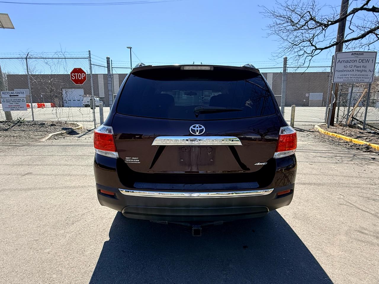 Toyota Highlander 4WD 4dr V6 (Natl) 2013