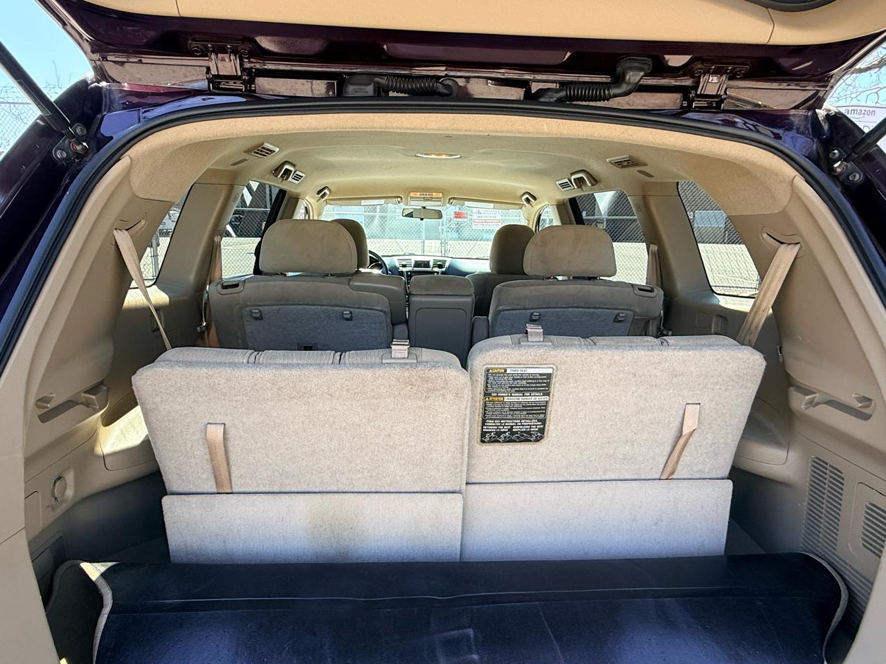 Toyota Highlander 4WD 4dr V6 (Natl) 2013