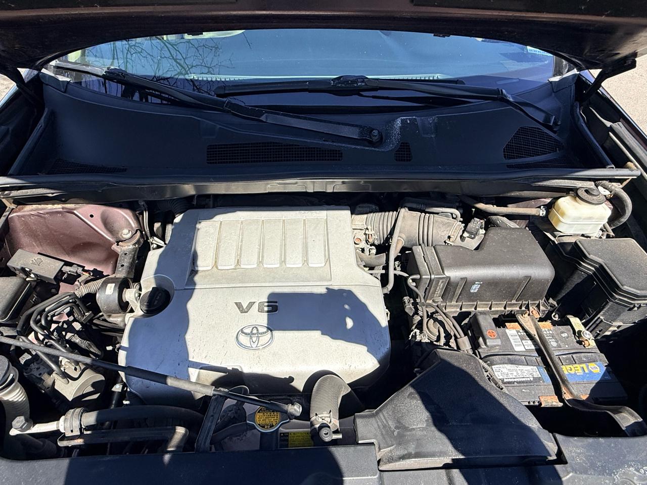 Toyota Highlander 4WD 4dr V6 (Natl) 2013