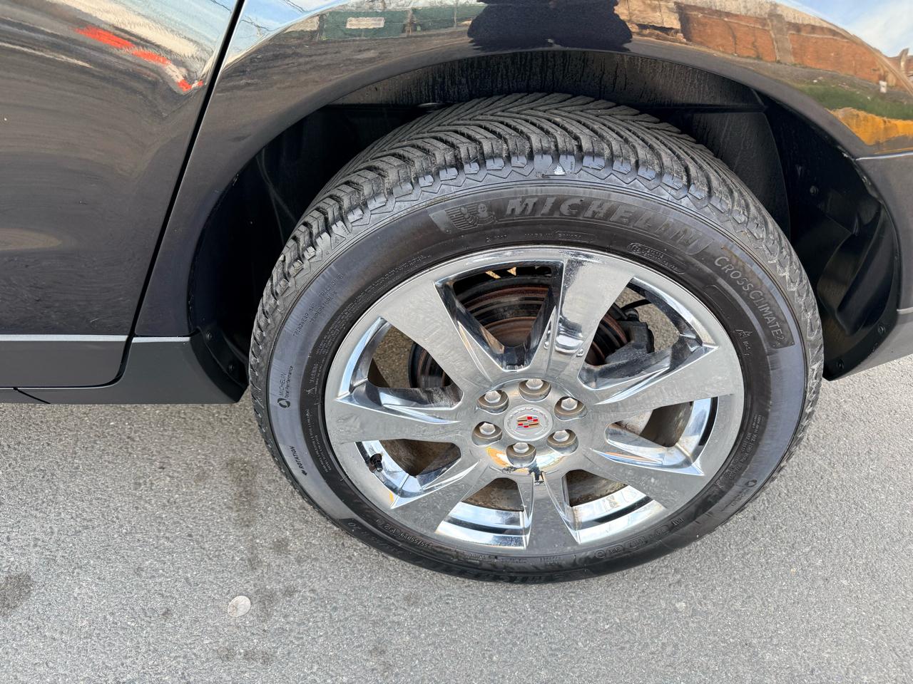 Cadillac SRX FWD 4dr Performance Collection 2012