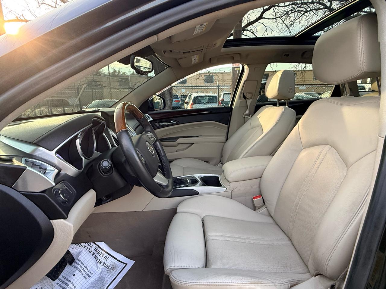 Cadillac SRX FWD 4dr Performance Collection 2012