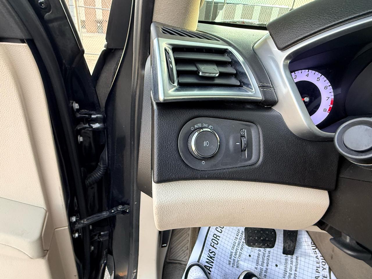 Cadillac SRX FWD 4dr Performance Collection 2012