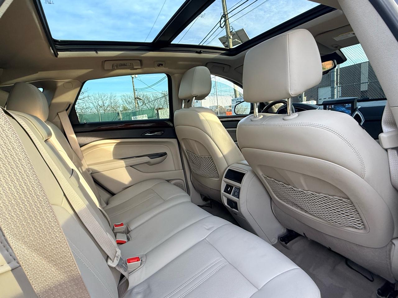 Cadillac SRX FWD 4dr Performance Collection 2012