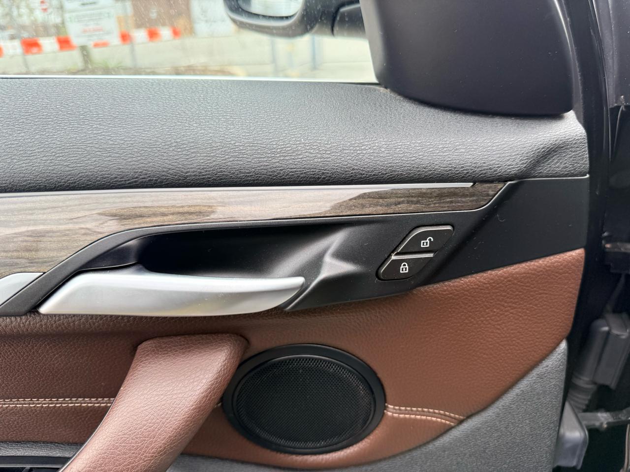 BMW X1 xDrive28i Sports Activity Vehicle 2017