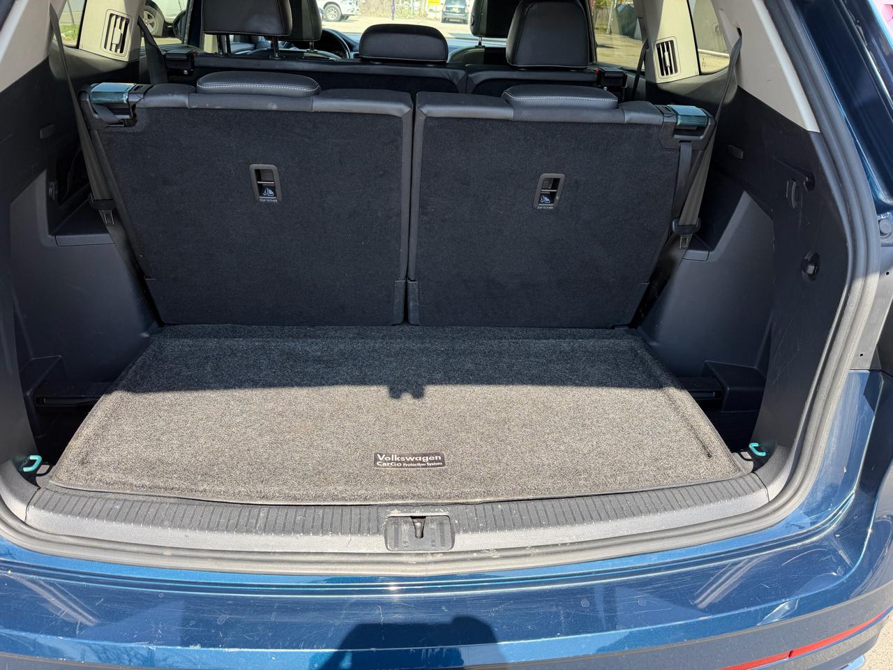 Volkswagen Atlas 2021.5 3.6L V6 SE w/Technology R-Line FWD 2021