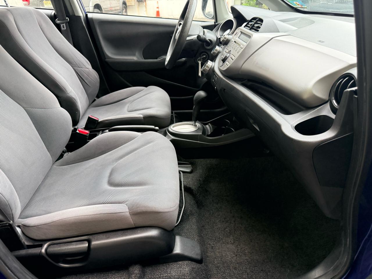 Honda Fit 5dr HB Auto 2010