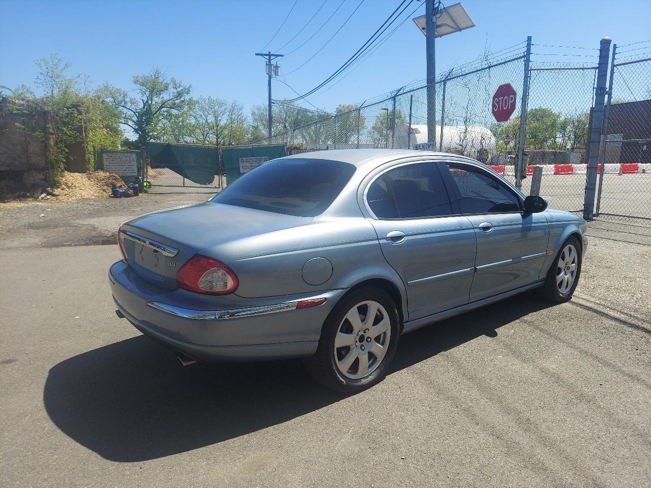 Jaguar X-Type 4dr Sdn 3.0L 2004