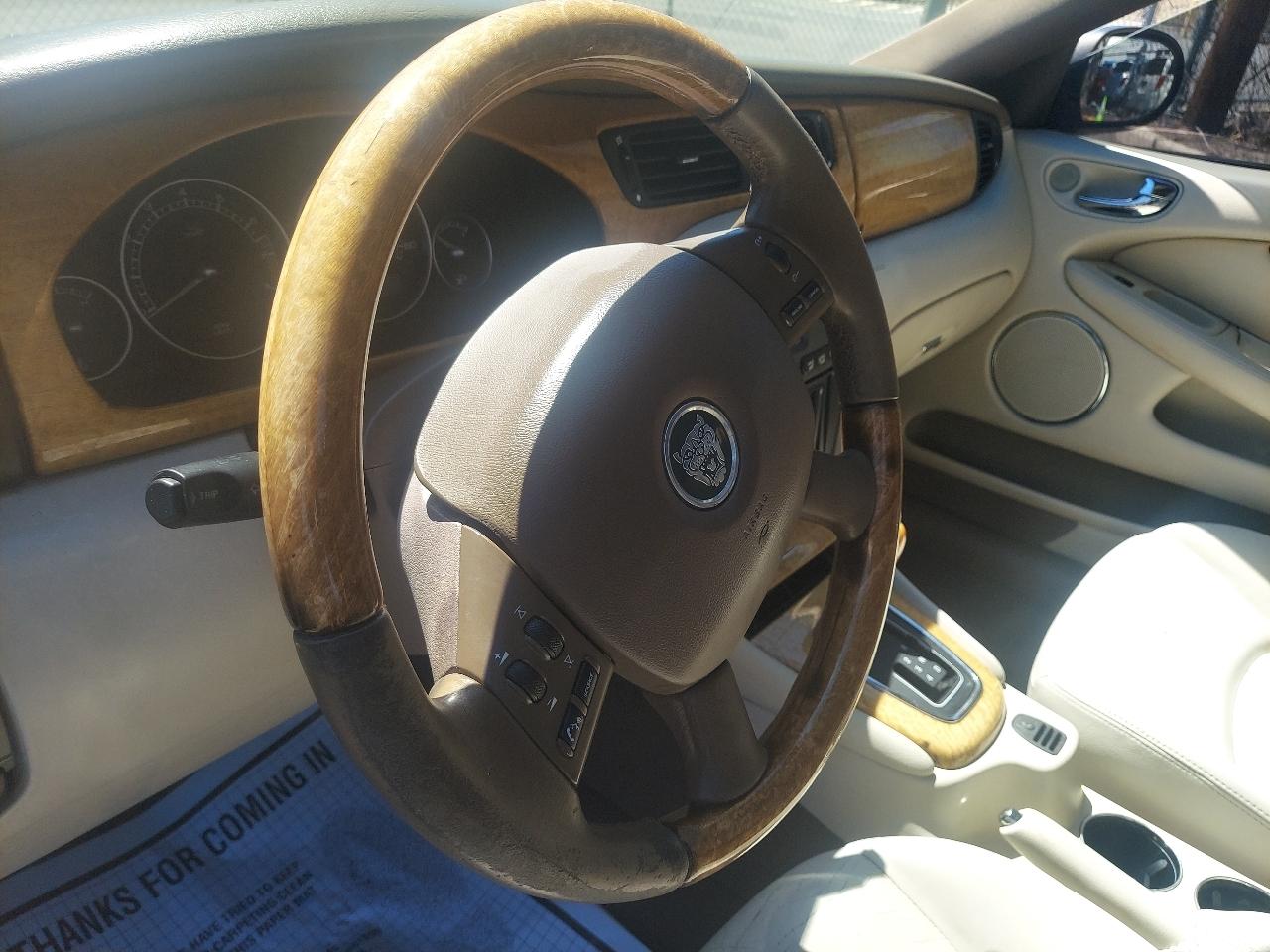 Jaguar X-Type 4dr Sdn 3.0L 2004