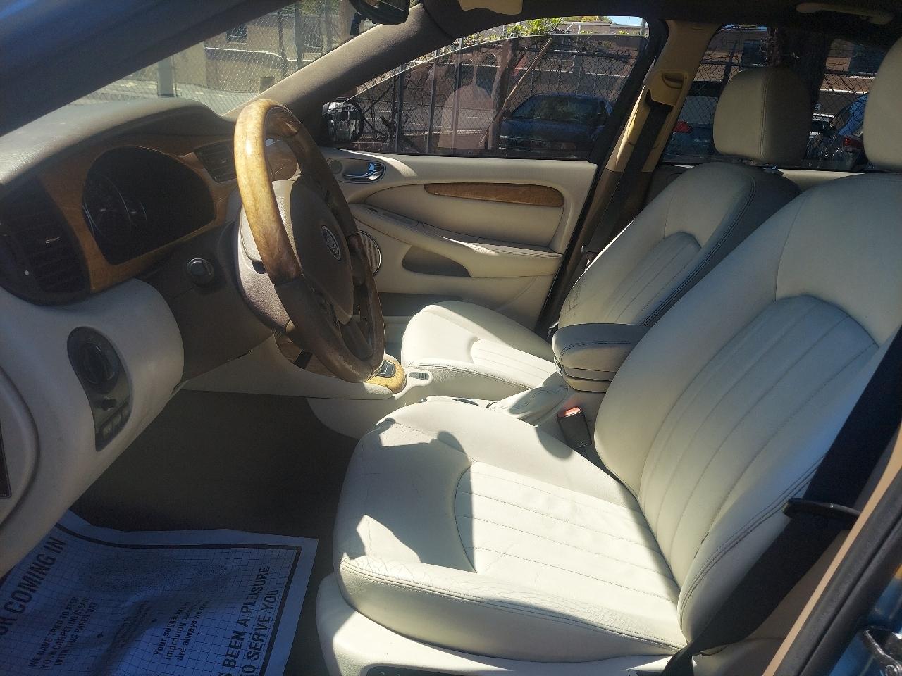 Jaguar X-Type 4dr Sdn 3.0L 2004