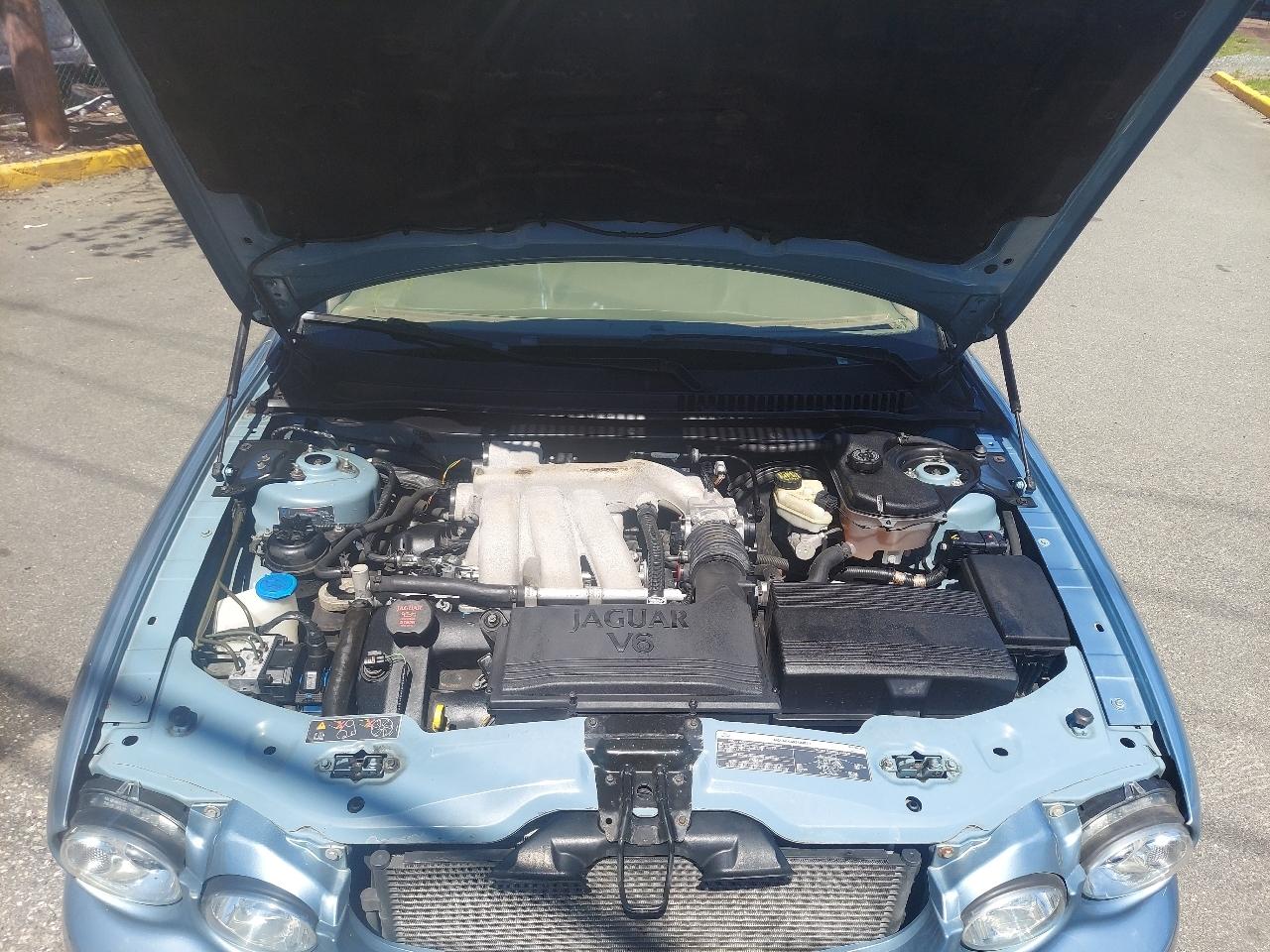 Jaguar X-Type 4dr Sdn 3.0L 2004