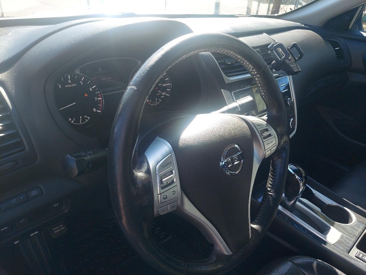 Nissan Altima 2.5 SL Sedan 2017