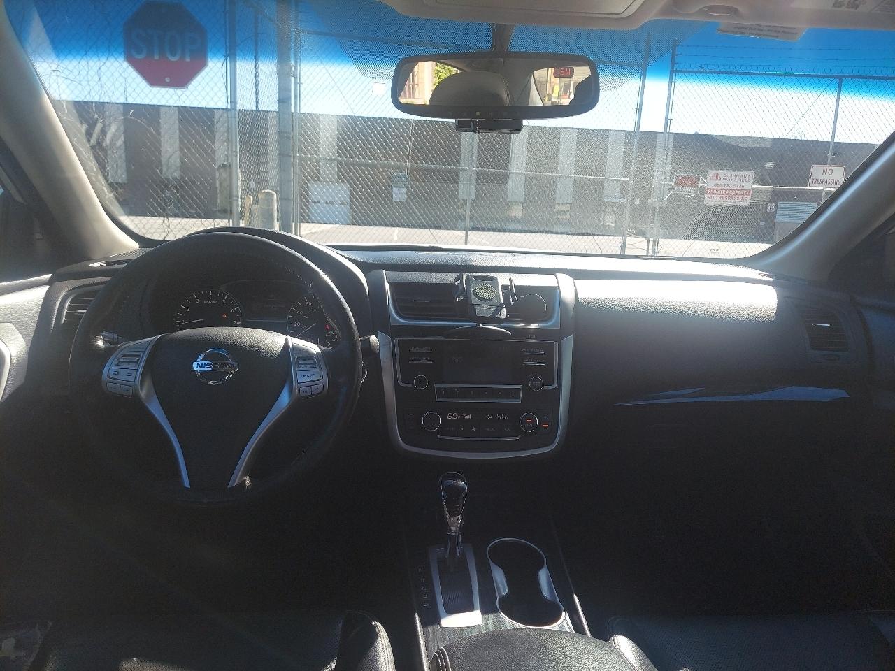 Nissan Altima 2.5 SL Sedan 2017