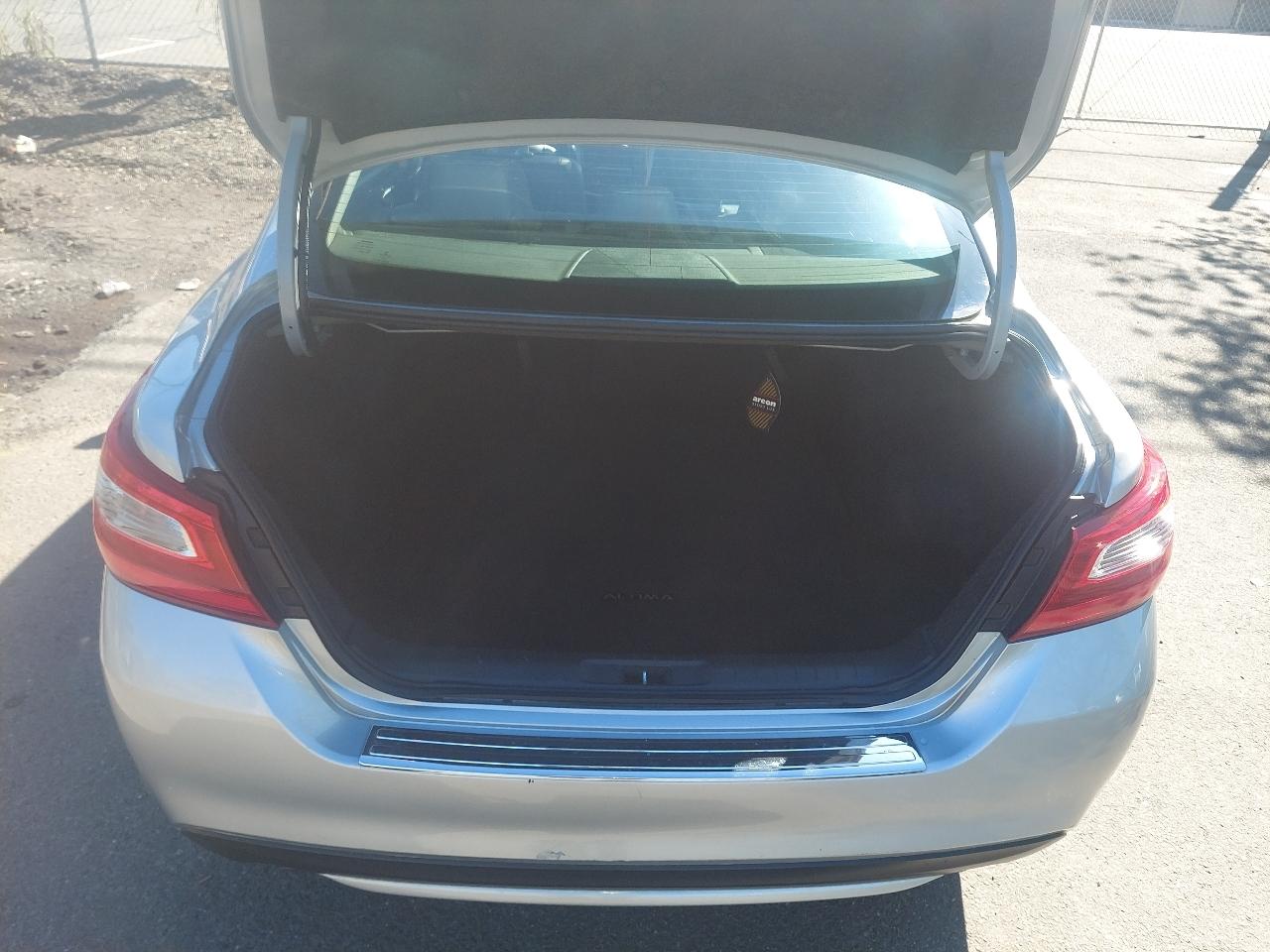 Nissan Altima 2.5 SL Sedan 2017