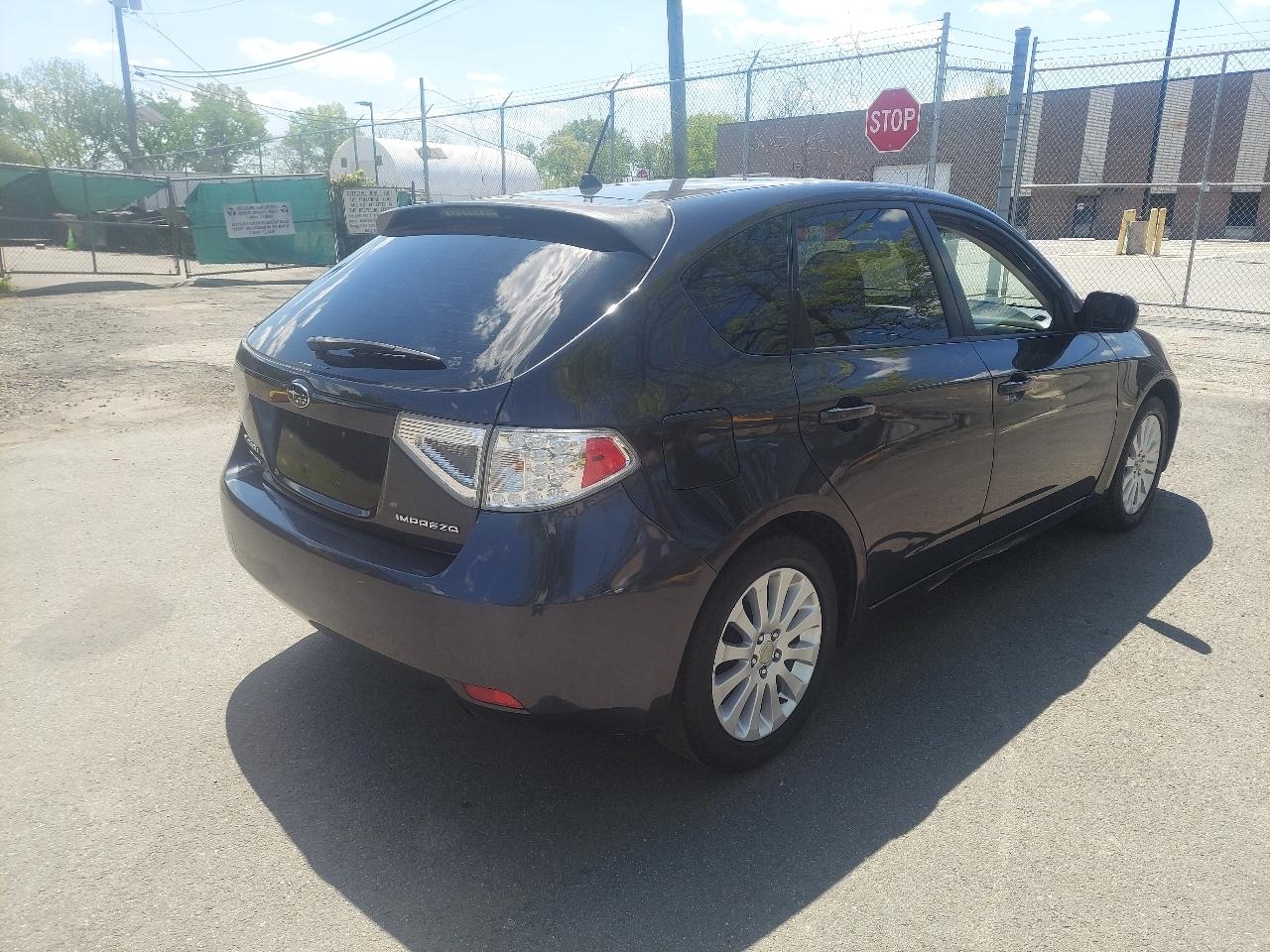 Subaru Impreza Wagon 5dr Auto 2.5i Premium w/Pwr Moonroof Value Pkg 2011