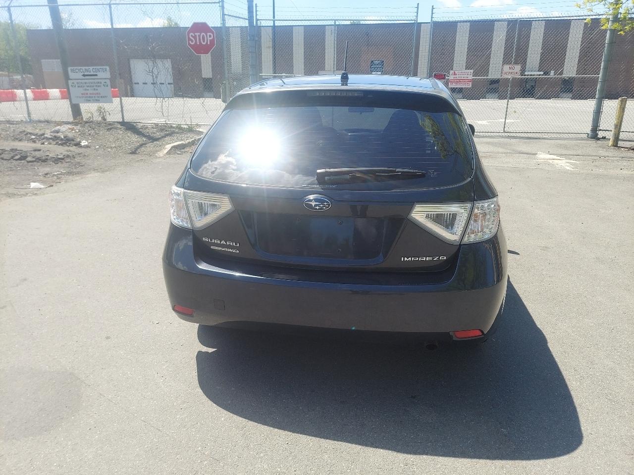 Subaru Impreza Wagon 5dr Auto 2.5i Premium w/Pwr Moonroof Value Pkg 2011