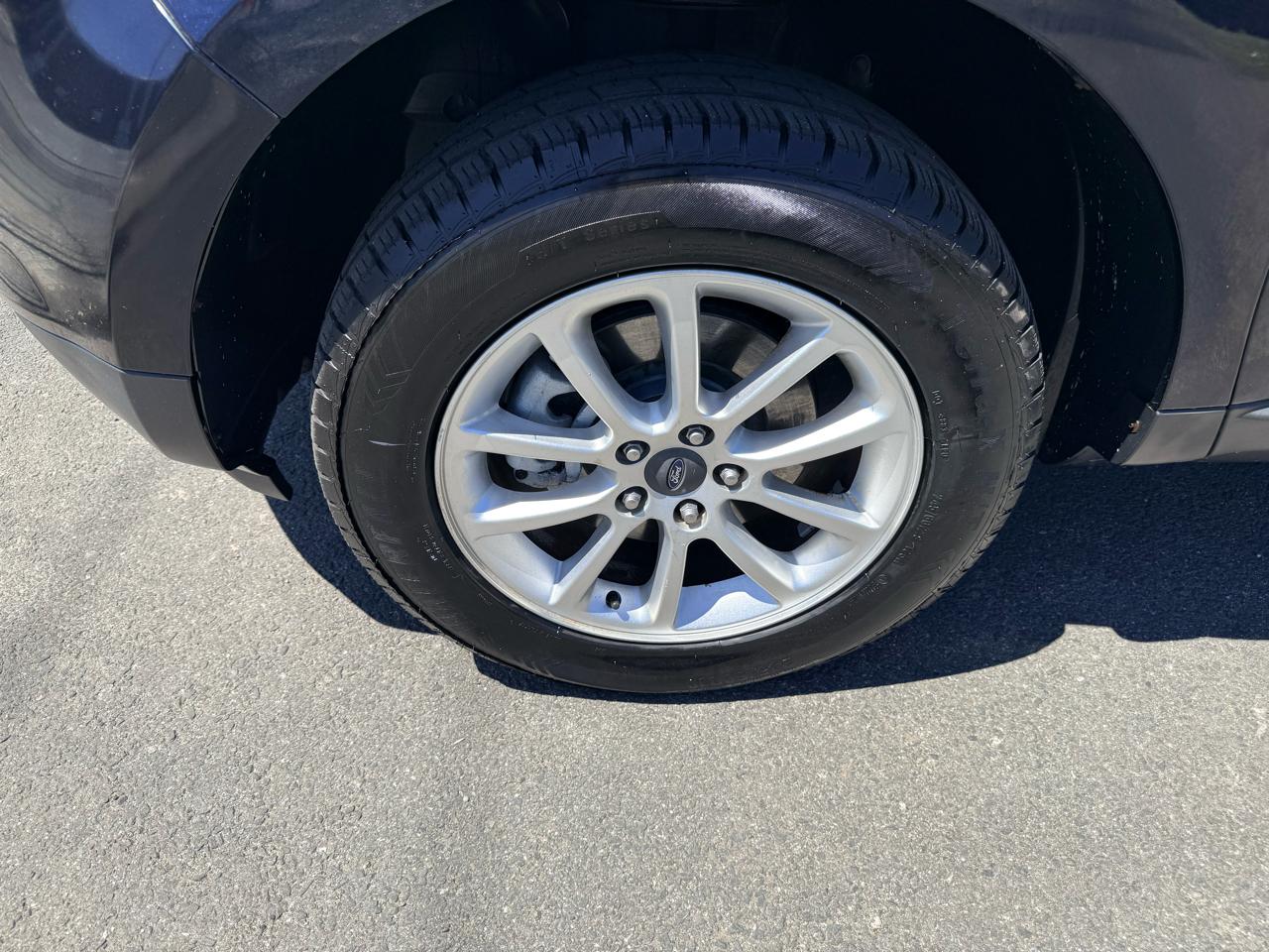 Ford Edge 4dr SEL FWD 2010