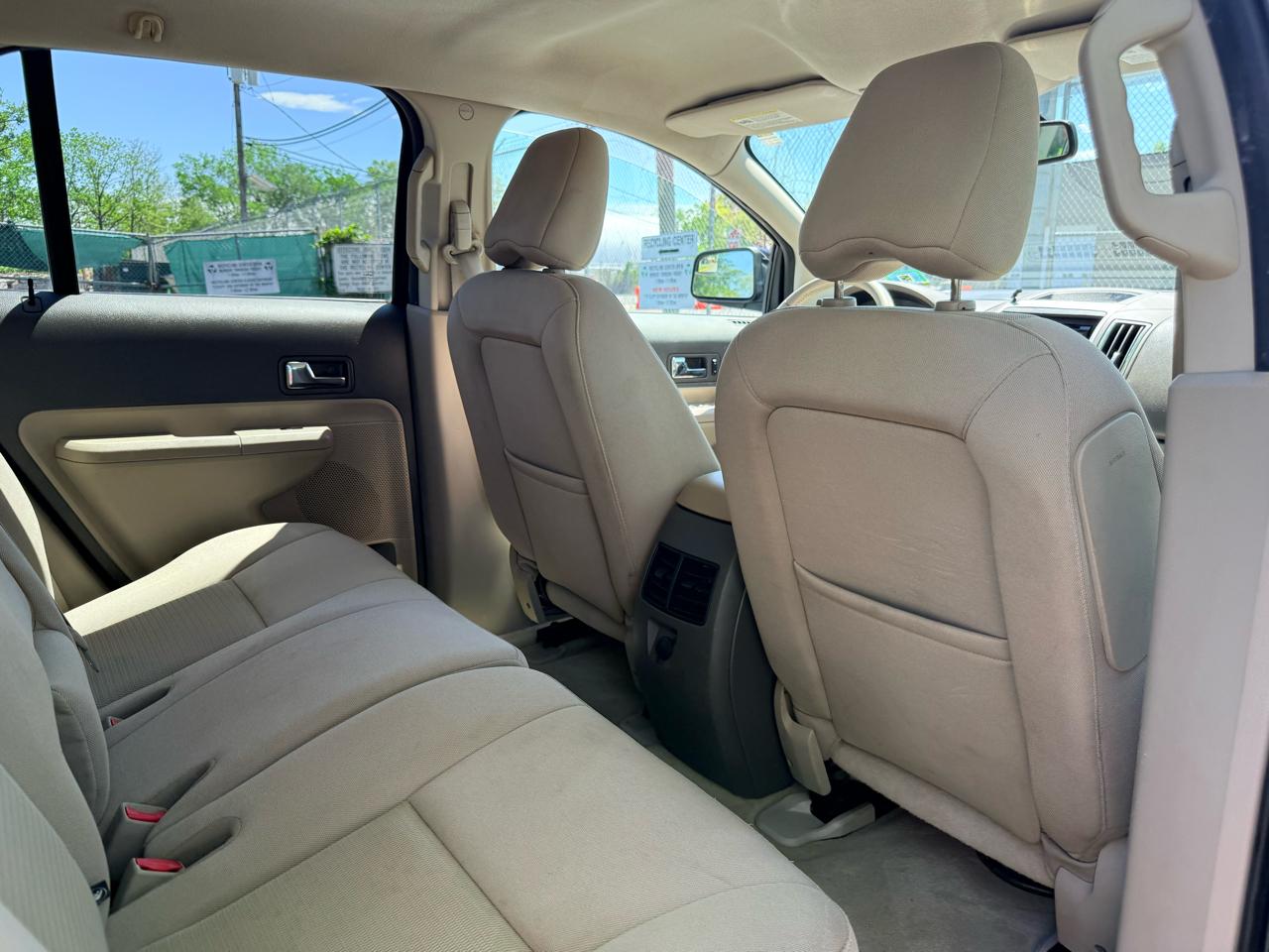 Ford Edge 4dr SEL FWD 2010
