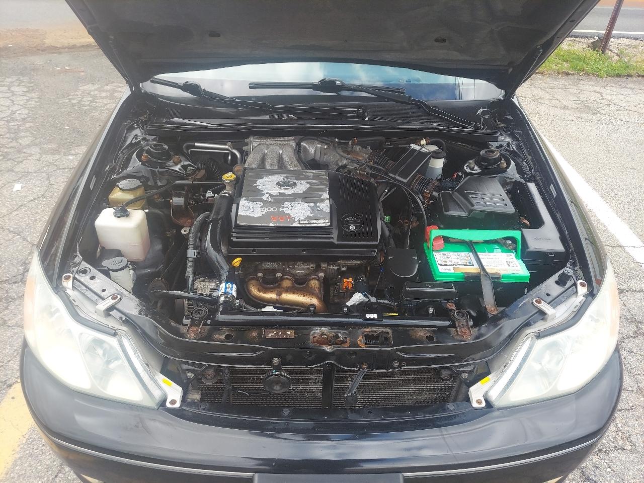 Toyota Avalon 4dr Sdn XLS w/Bench Seat (Natl) 2004