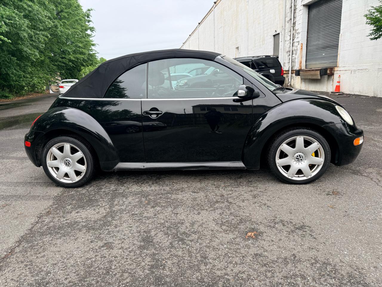 Volkswagen New Beetle Convertible 2dr Convertible GLS Turbo Auto 2003