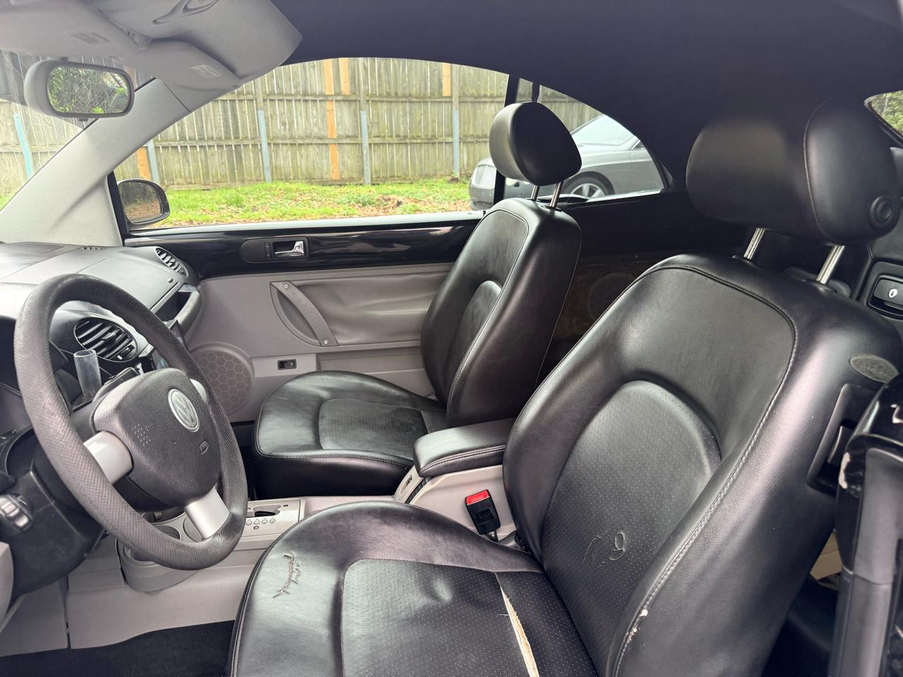 Volkswagen New Beetle Convertible 2dr Convertible GLS Turbo Auto 2003