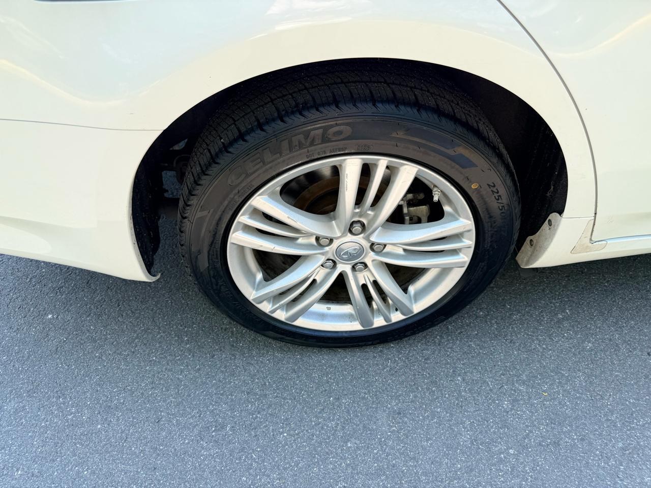 Infiniti G37 Sedan 4dr x AWD 2012