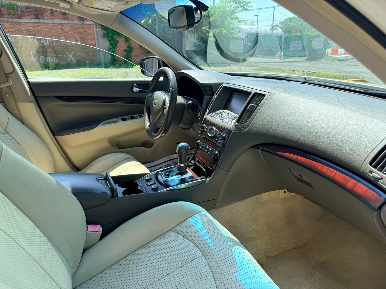 Infiniti G37 Sedan 4dr x AWD 2012