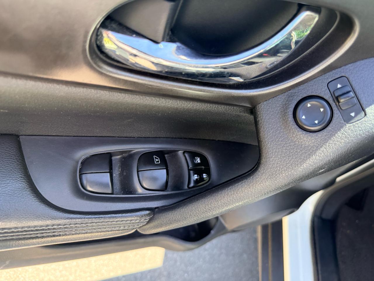 Nissan Rogue AWD 4dr S 2014