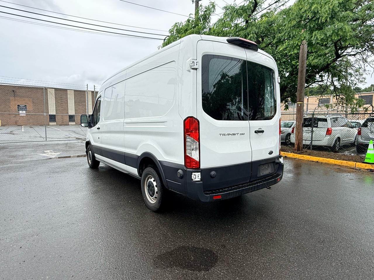 Ford Transit Cargo Van T-250 148" Hi Rf 9070 GVWR RWD 2020