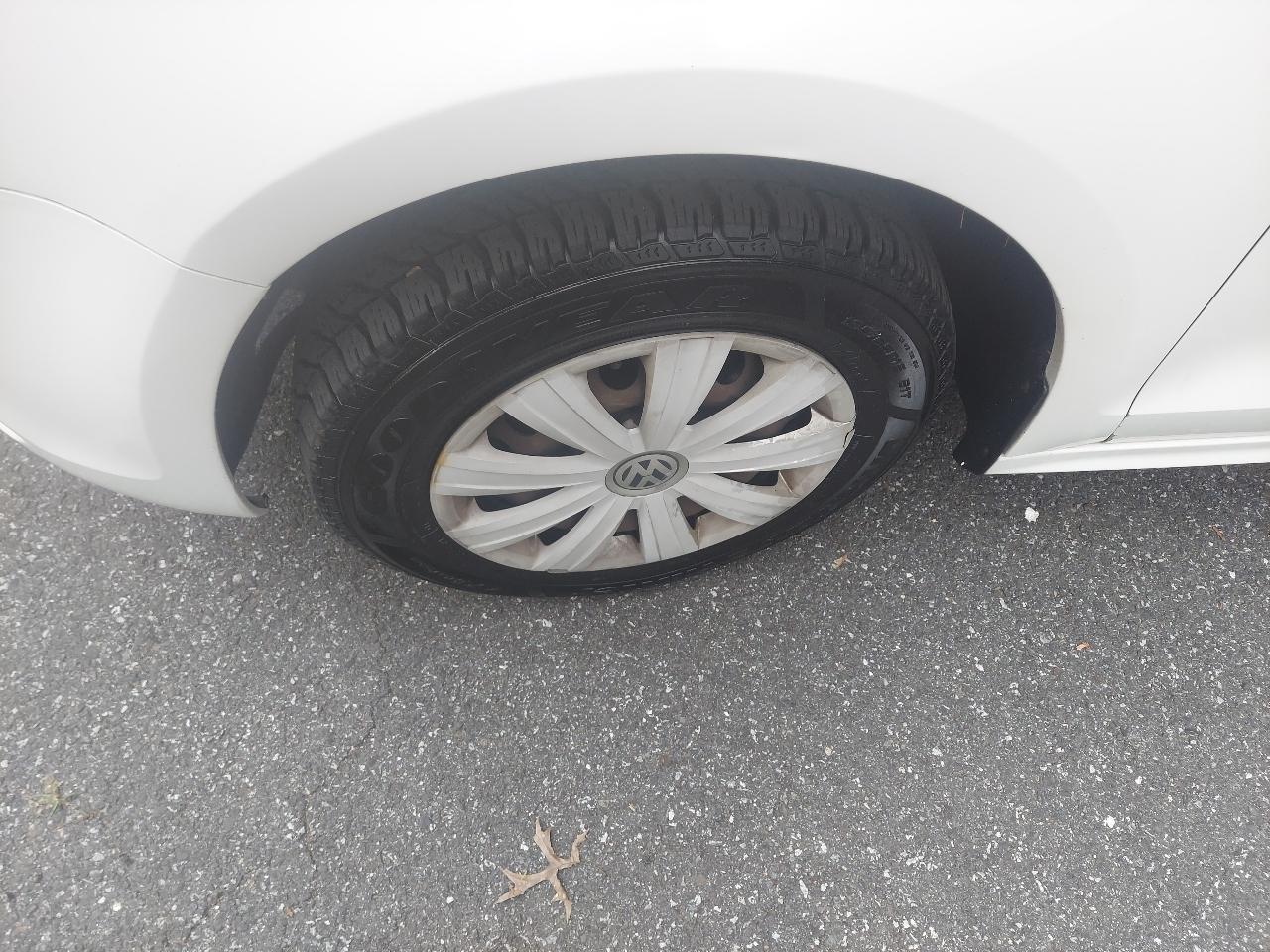Volkswagen Jetta Sedan 4dr Auto S 2014