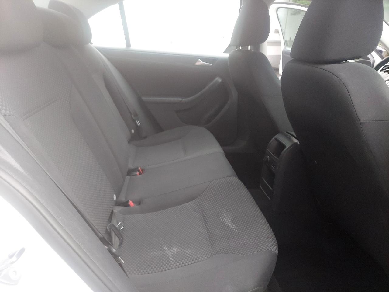 Volkswagen Jetta Sedan 4dr Auto S 2014