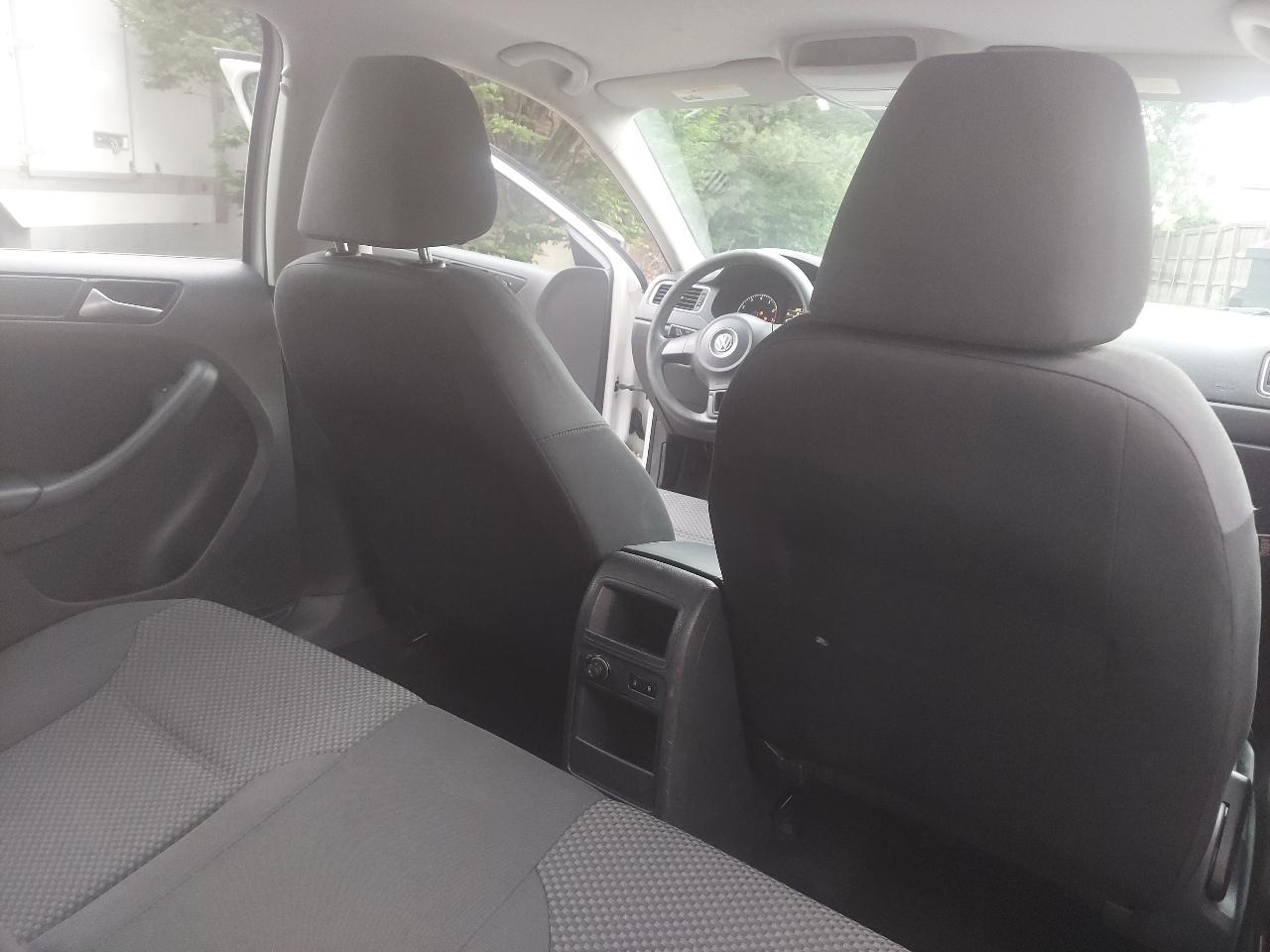 Volkswagen Jetta Sedan 4dr Auto S 2014