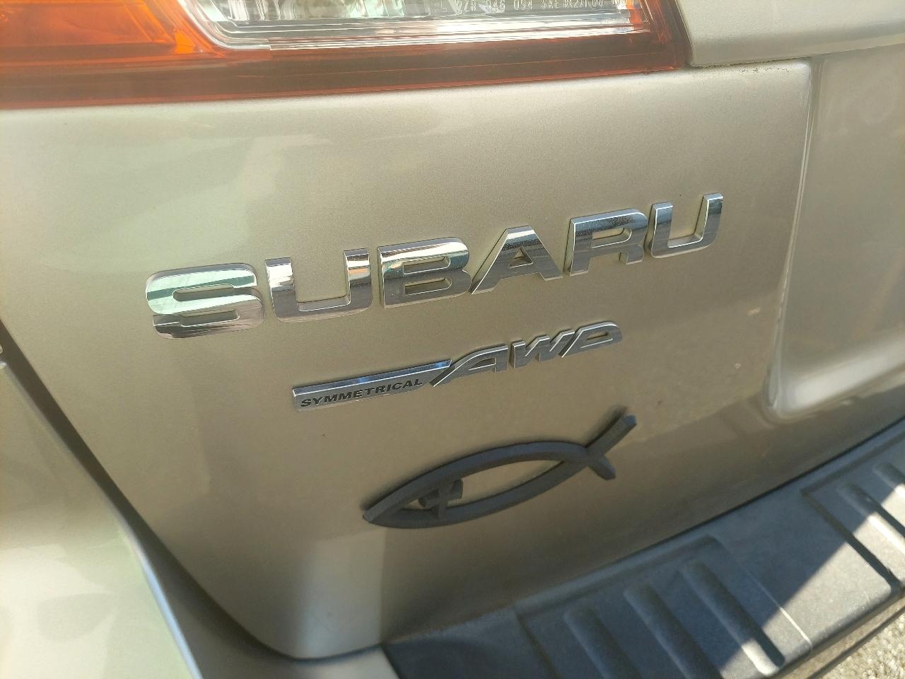 Subaru Outback 4dr Wgn H4 Auto 2.5i Premium 2014