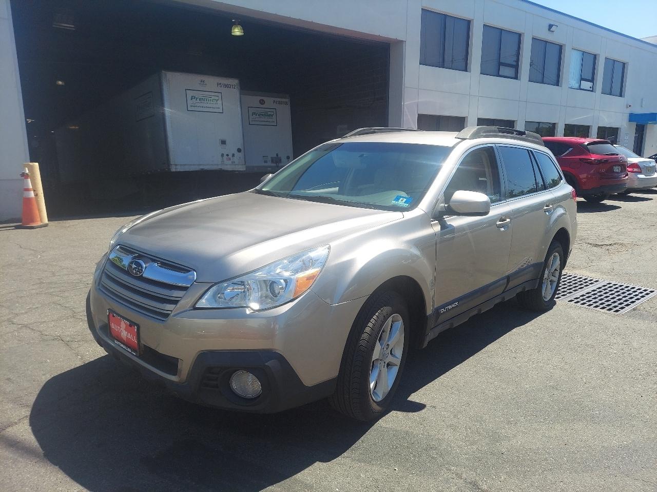 Subaru Outback 4dr Wgn H4 Auto 2.5i Premium 2014