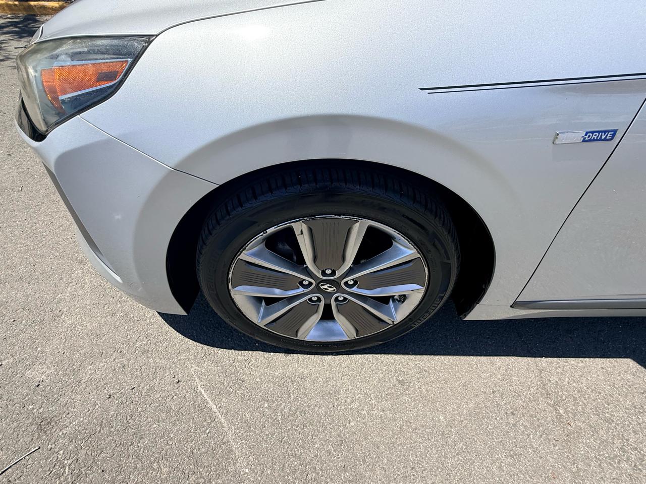 Hyundai Ioniq Hybrid Limited Hatchback 2017