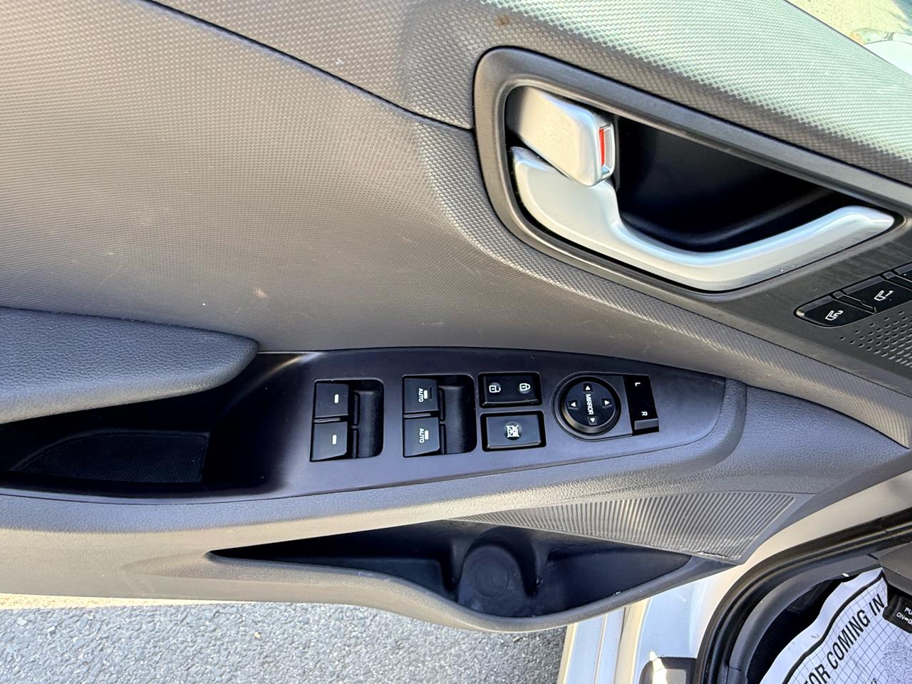 Hyundai Ioniq Hybrid Limited Hatchback 2017