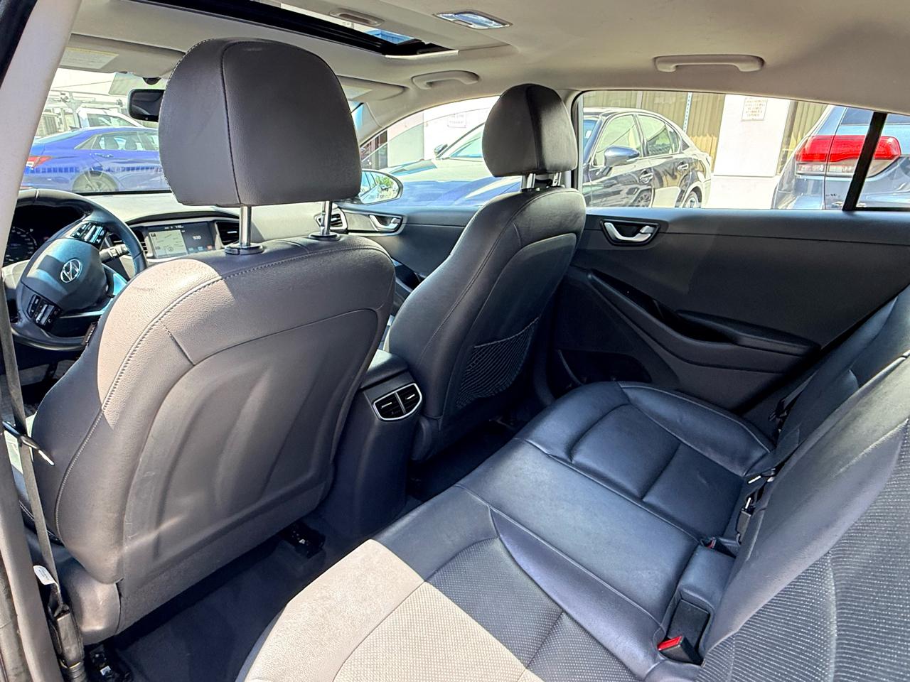 Hyundai Ioniq Hybrid Limited Hatchback 2017
