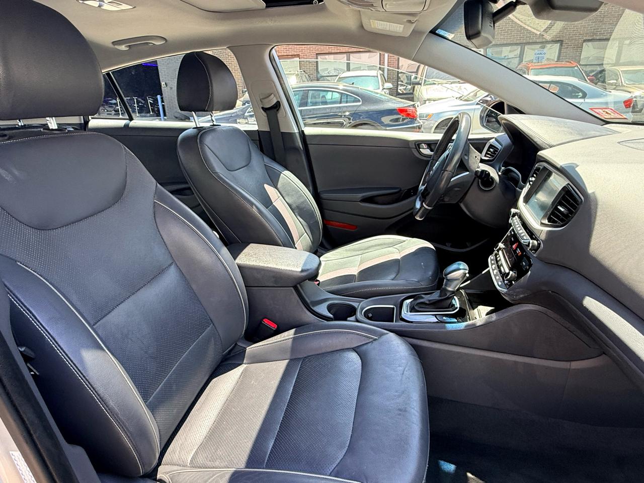 Hyundai Ioniq Hybrid Limited Hatchback 2017