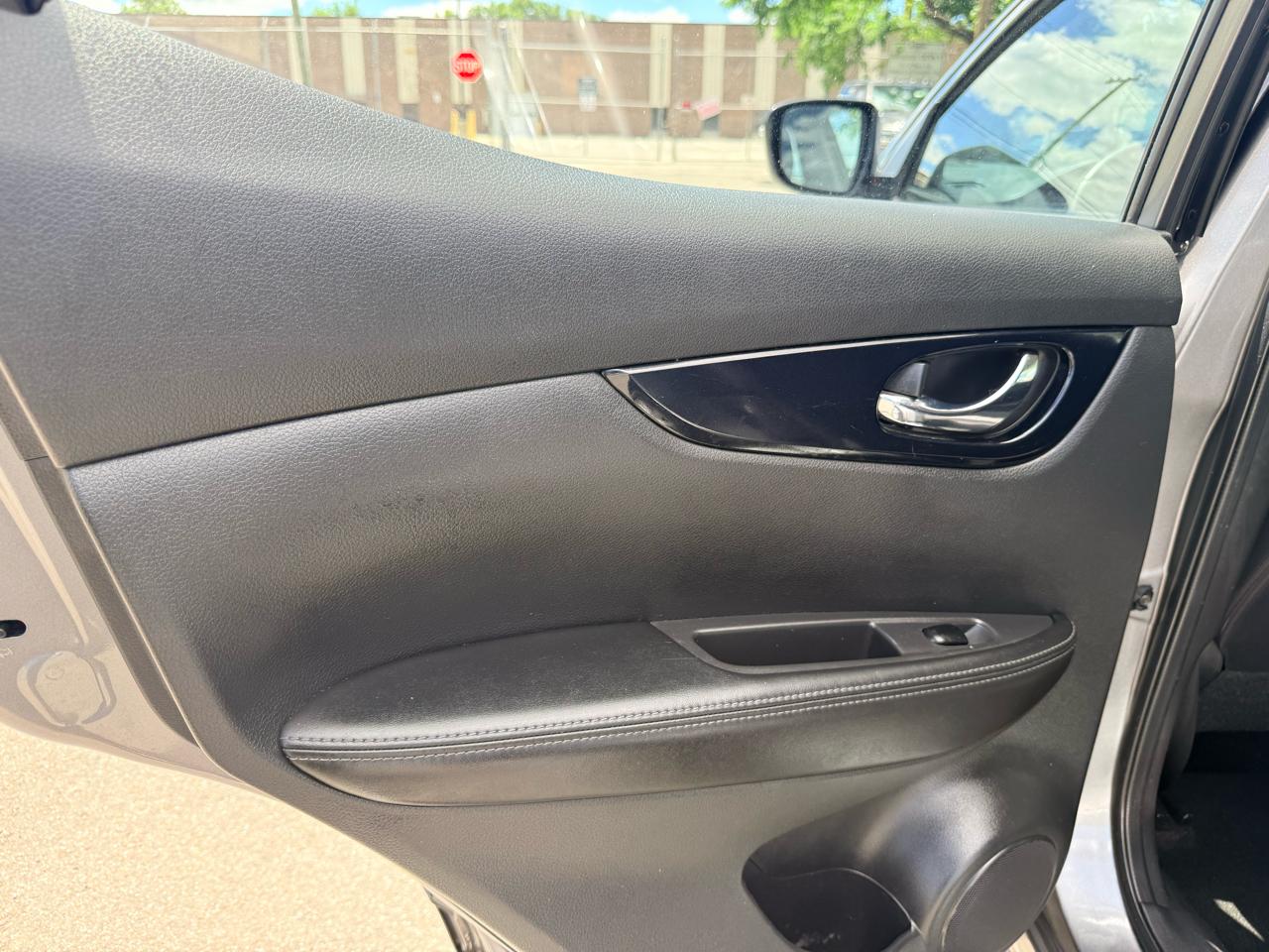 Nissan Rogue Sport AWD SV 2020