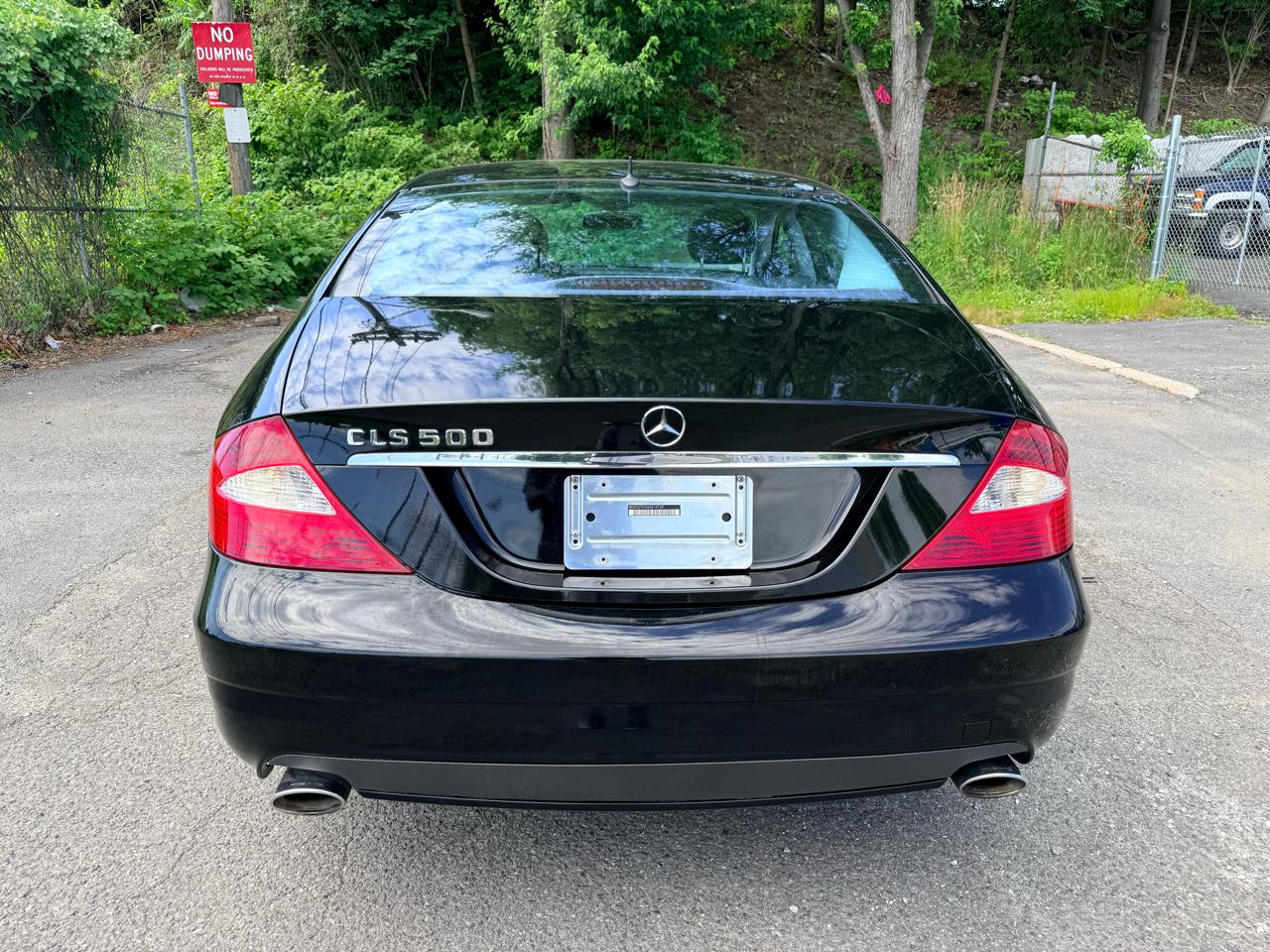 Mercedes-Benz CLS-Class 4dr Sdn 5.0L 2006