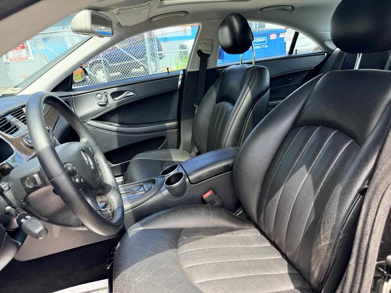 Mercedes-Benz CLS-Class 4dr Sdn 5.0L 2006